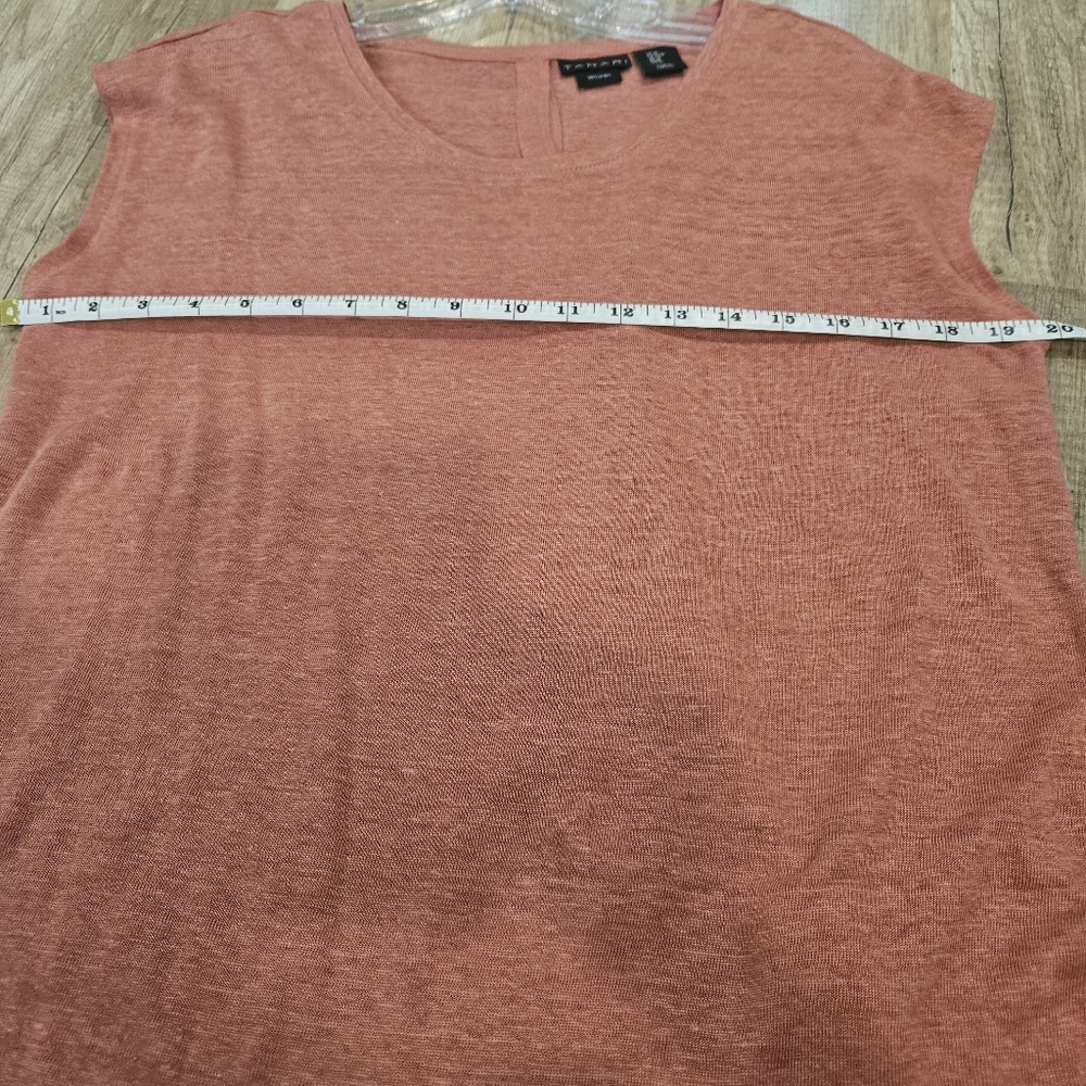 Tahari Women's Terracotta Button-Back Shirt With FREE Matching Necklace - Picture 8 of 10